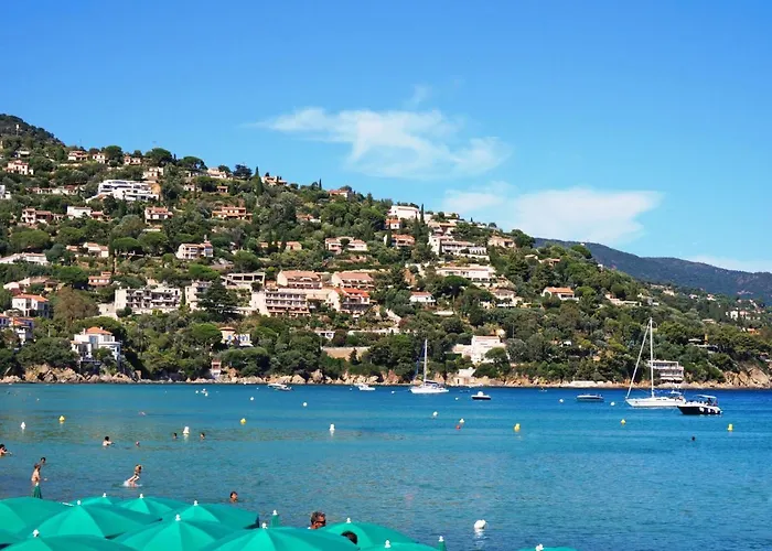 Villa Maison De L'hubac Bleu By Interhome Le Lavandou